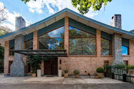 Campos do Jordao Condominio Pedra do Fogo Casa Venda R$21.000.000,00 9 Dormitorios  Area do terreno 22000.00m2 Area construida 770.00m2